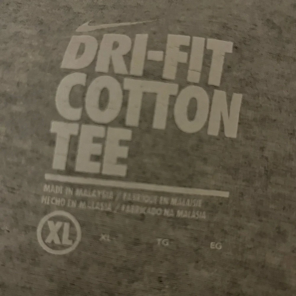 Nike Baseball Mom tshirt! Dri-fit cotton fabric is perfect for game day. - Picture 3 of 6
